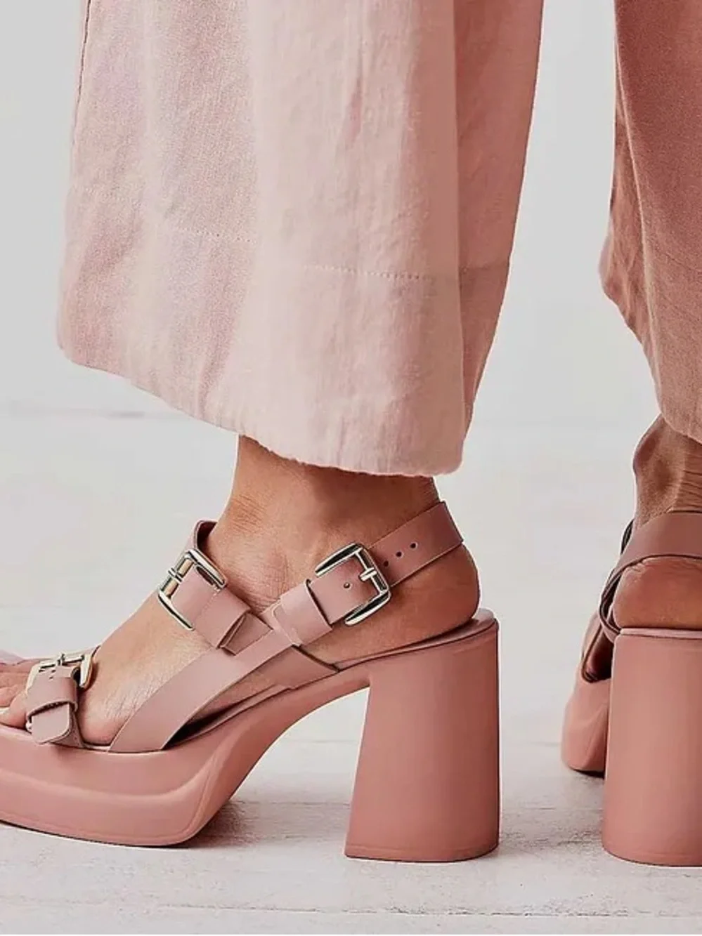 NWOT Free People Blush Pink Buckle Platform Sandals -38.5